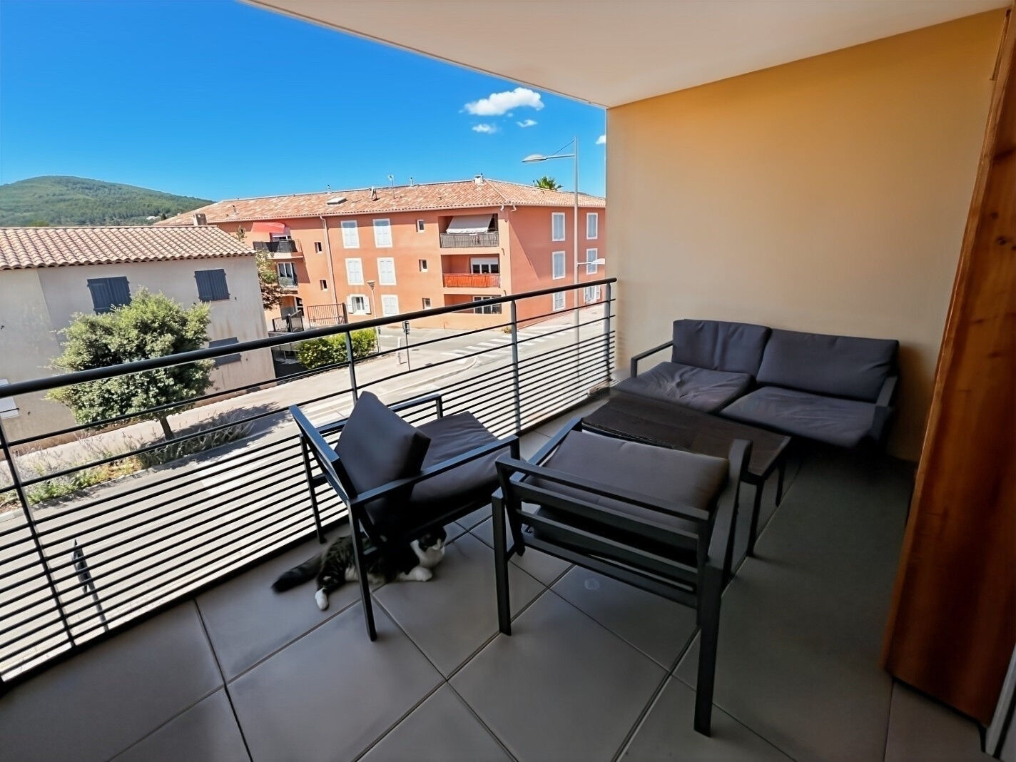 Appartement CUERS (83390) 3 pièces 60.04 m²