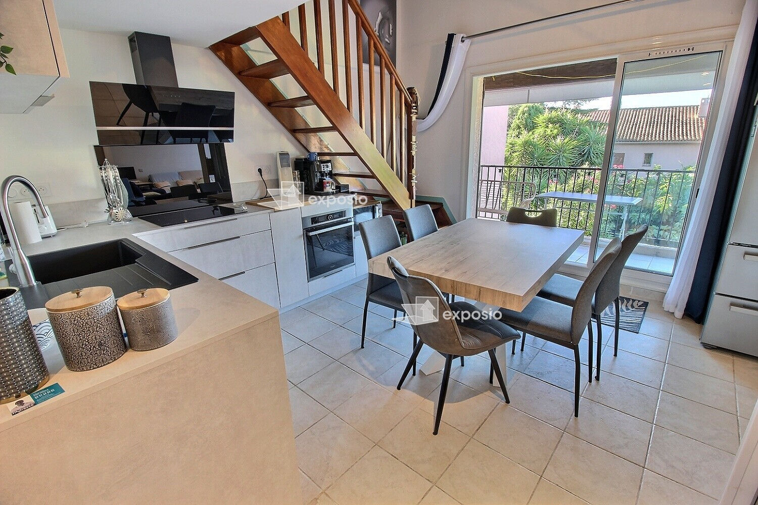 Appartement CARQUEIRANNE (83320) 3 pièces 52.00 m²