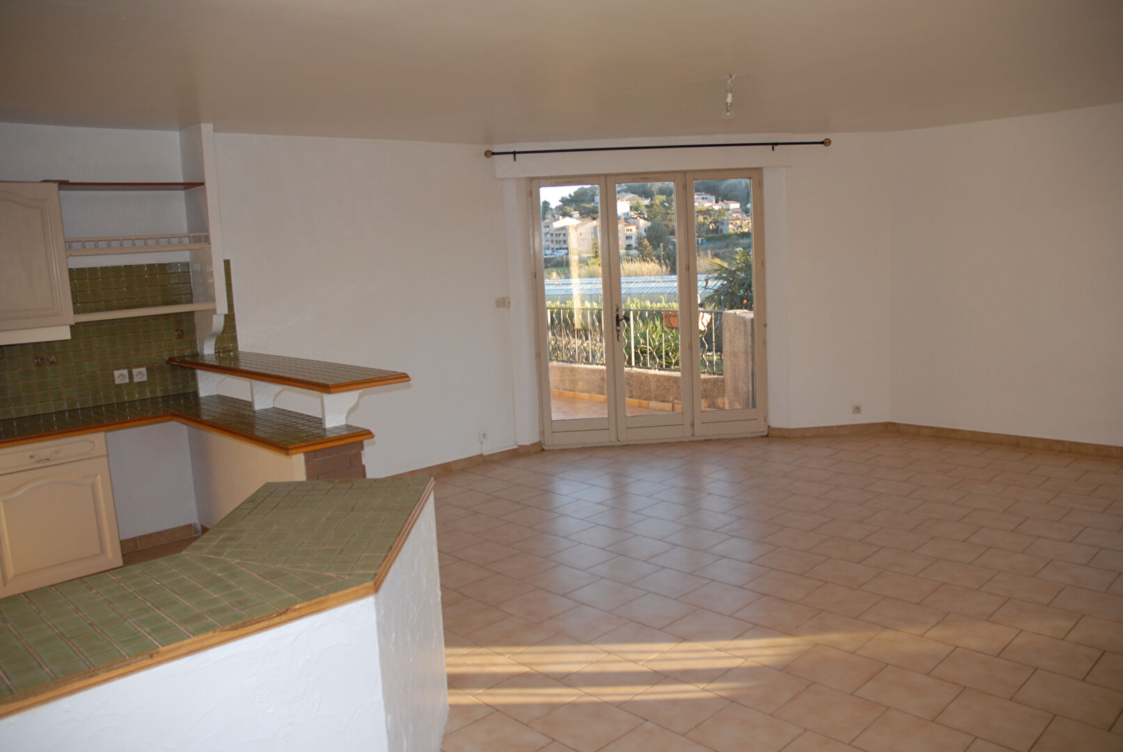 Appartement CARQUEIRANNE (83320) 3 pièces 86.81 m²