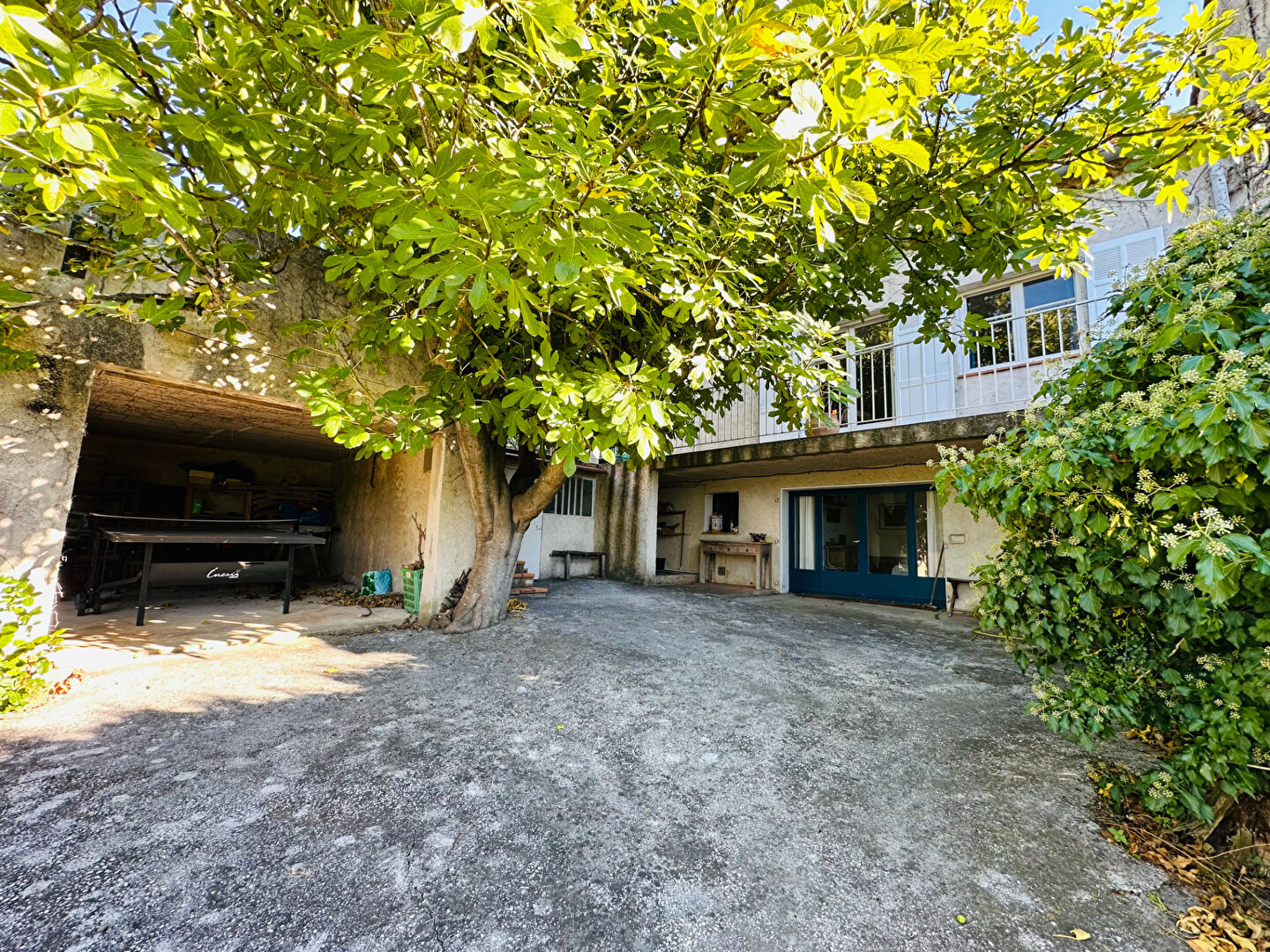 Maison CARQUEIRANNE (83320) 6 pièces 110.00 m²