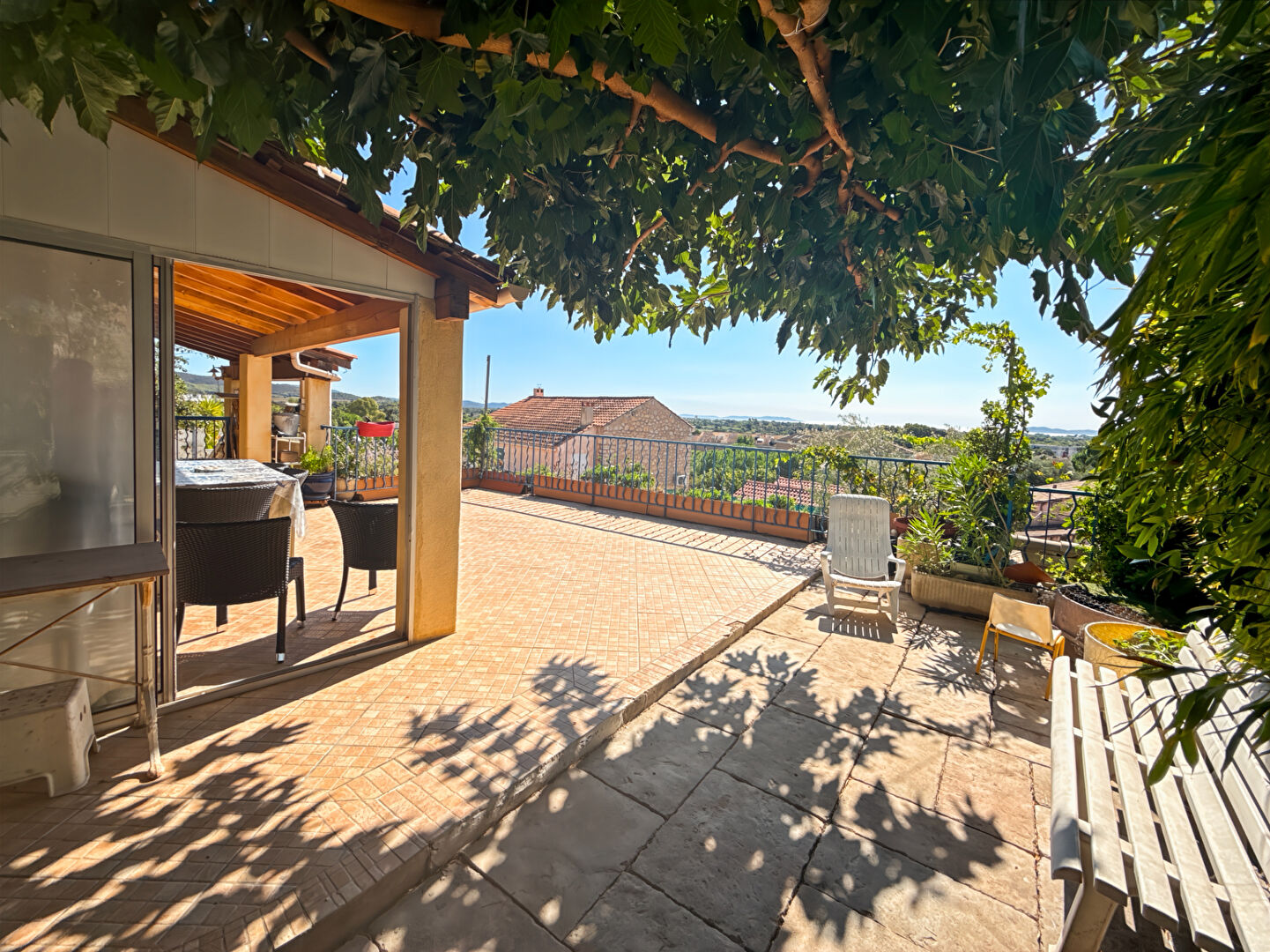 Maison HYERES (83400) 5 pièces 83.30 m²