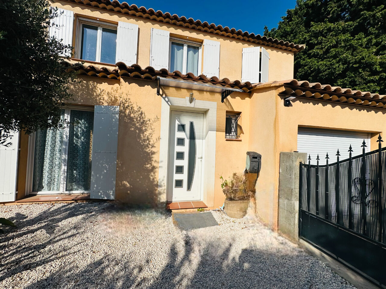 Maison LA GARDE (83130) 4 pièces 90.00 m²