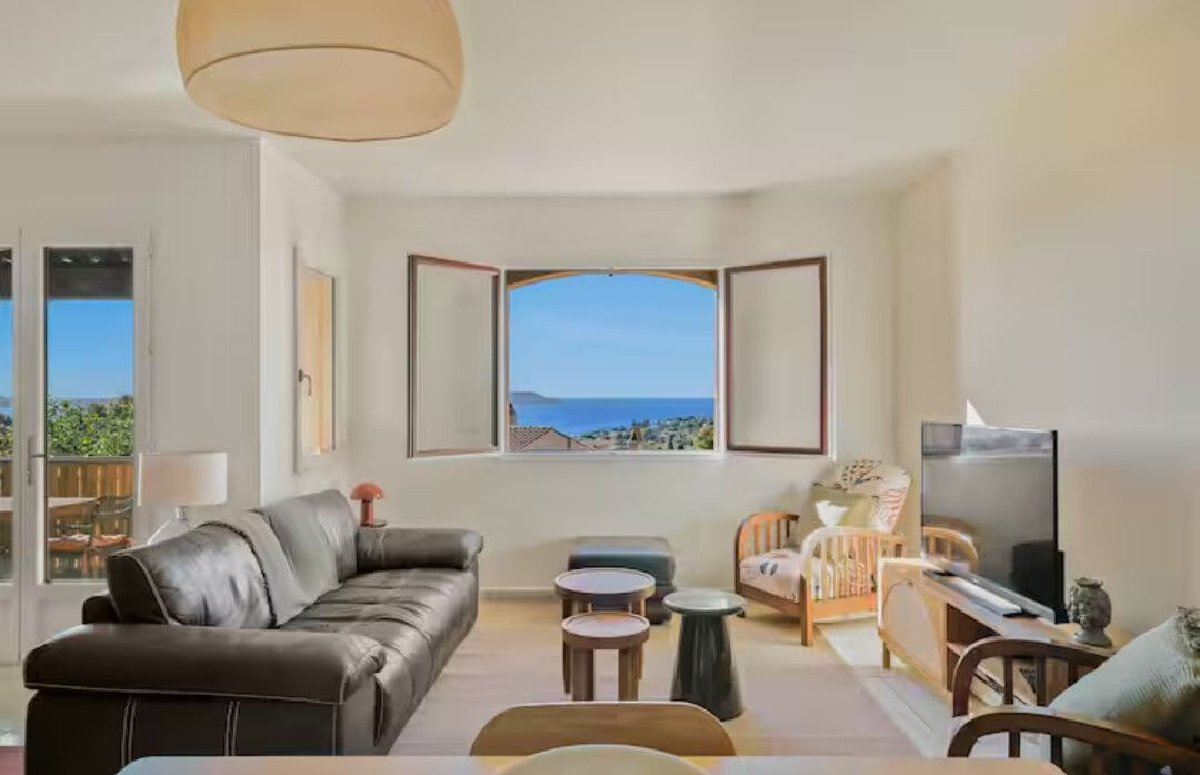 Appartement CARQUEIRANNE (83320) 3 pièces 73.33 m²