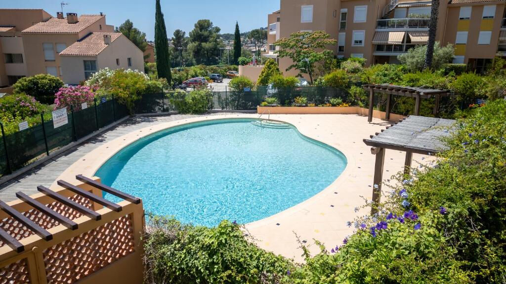 Appartement CARQUEIRANNE (83320) 2 pièces