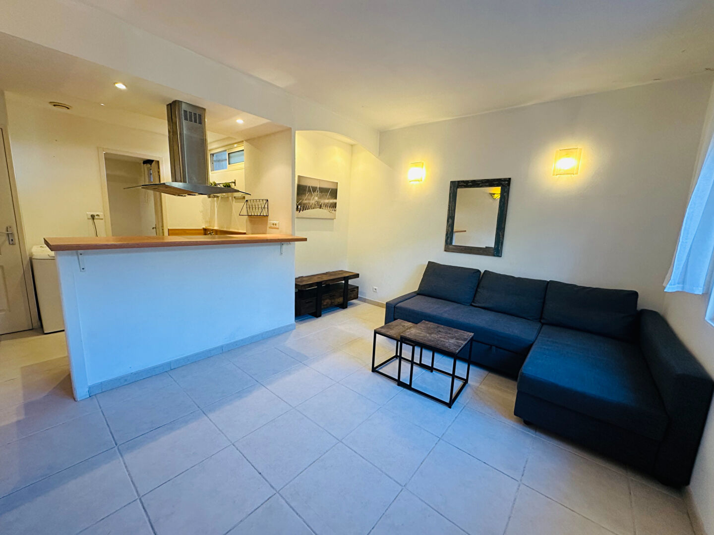 Appartement CARQUEIRANNE (83320) 2 pi&egrave;ces 33.04 m&sup2;