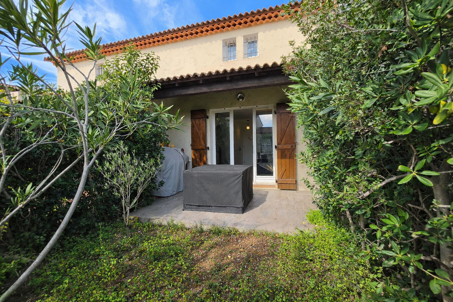 Appartement CARQUEIRANNE (83320) 3 pi&egrave;ces 48.00 m&sup2;