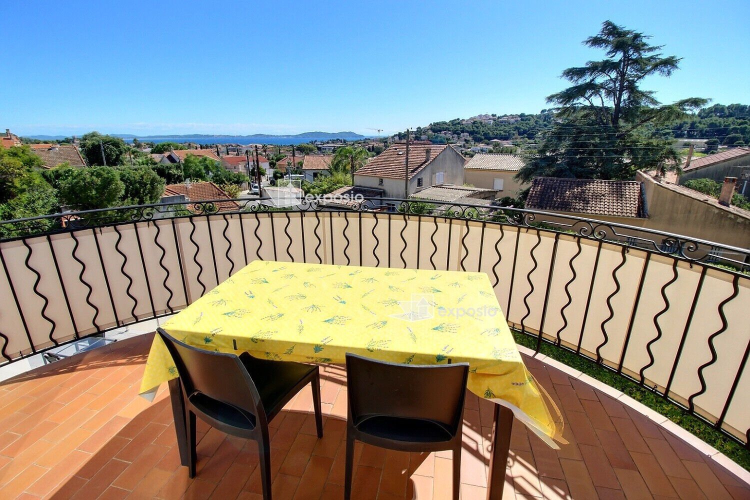 Appartement CARQUEIRANNE (83320) 3 pi&egrave;ces 86.90 m&sup2;