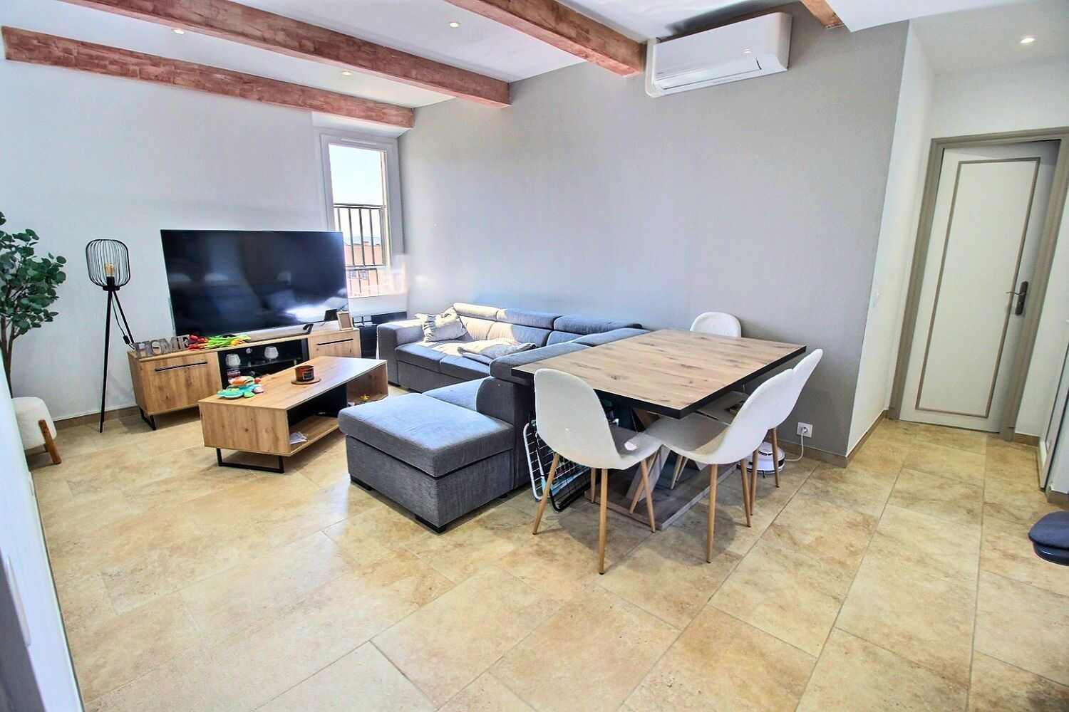 Appartement CARQUEIRANNE (83320) 4 pi&egrave;ces 66.14 m&sup2;