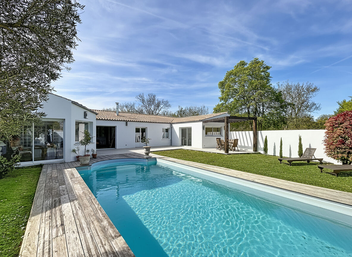 Maison LAGORD (17140) 6 pi&egrave;ces 182.00 m&sup2;