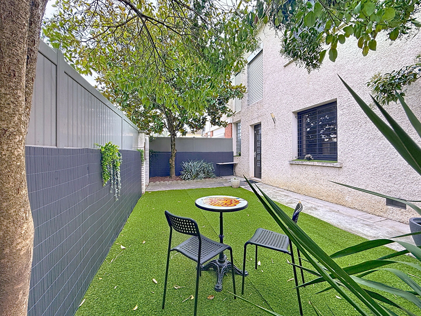 Maison de village CASTELGINEST (31780) 5 pièces 168.00 m²