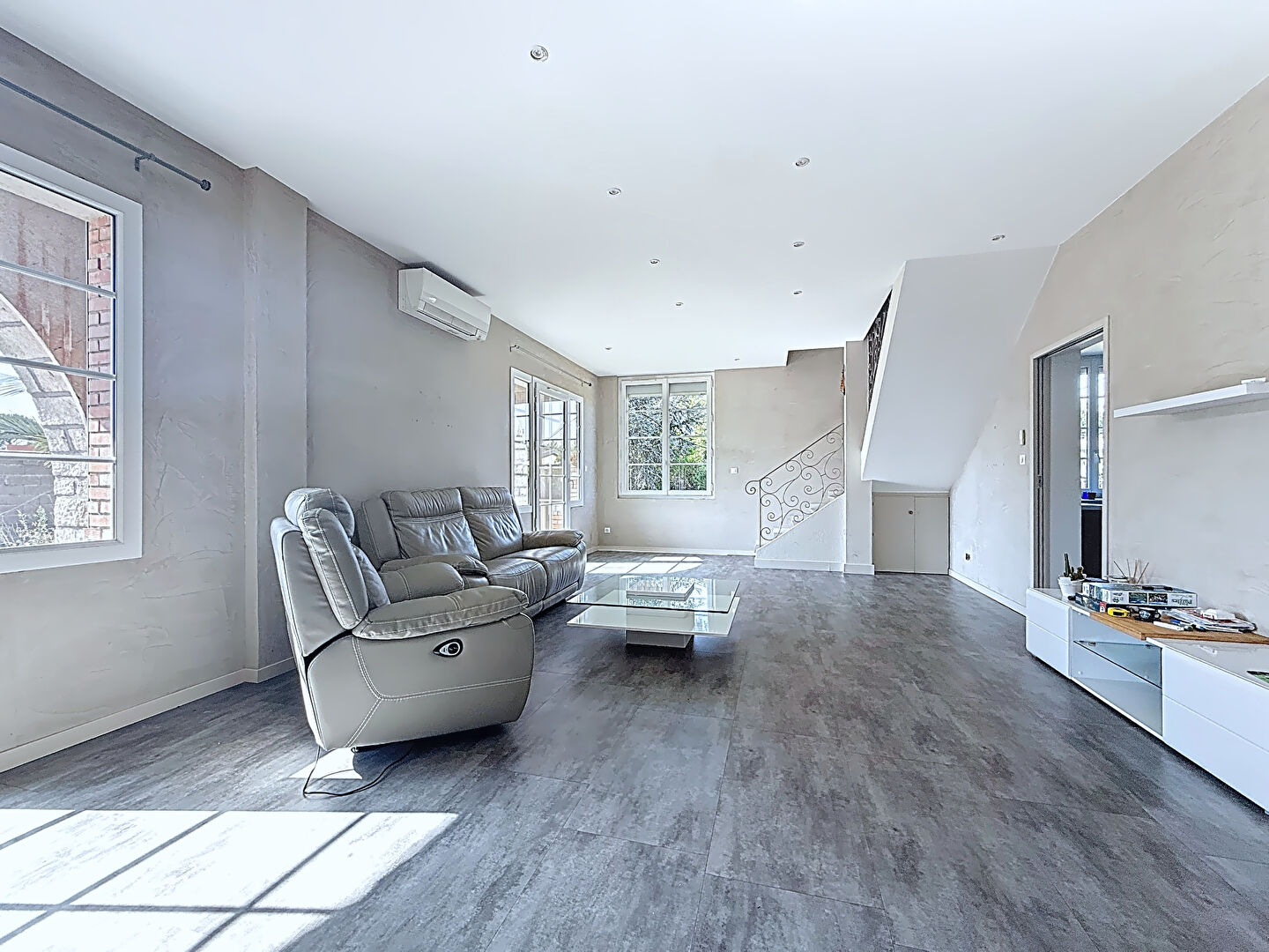 Maison SAINT ALBAN (31140) 8 pièces 216.86 m²