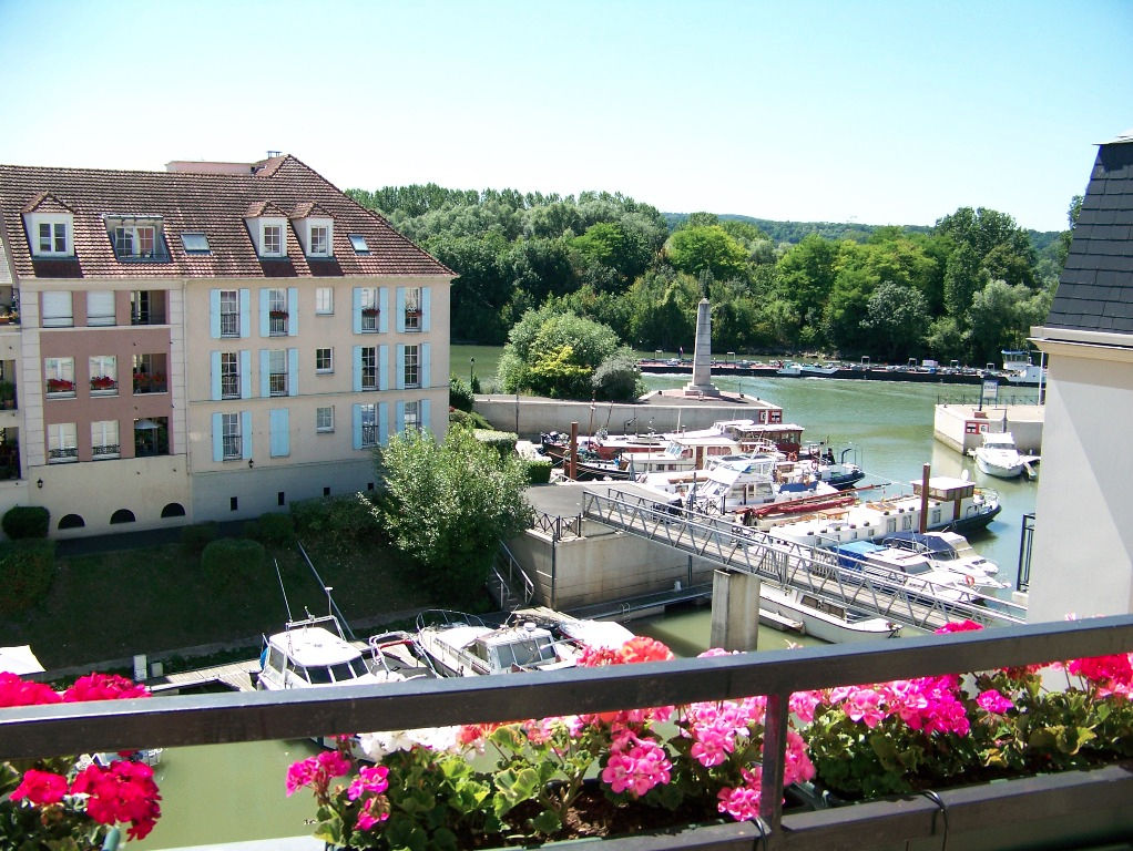 Appartement CERGY (95000) 3 pièces 65.00 m²