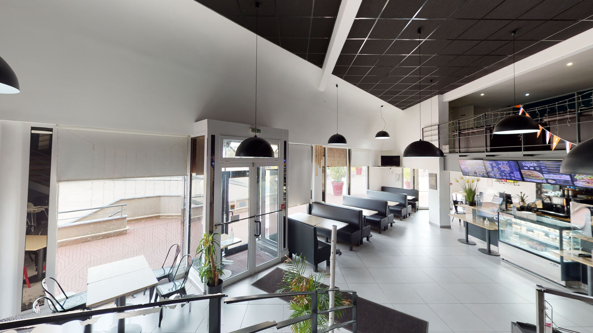 Local commercial CONFLANS SAINTE HONORINE (78700) 300.00 m²