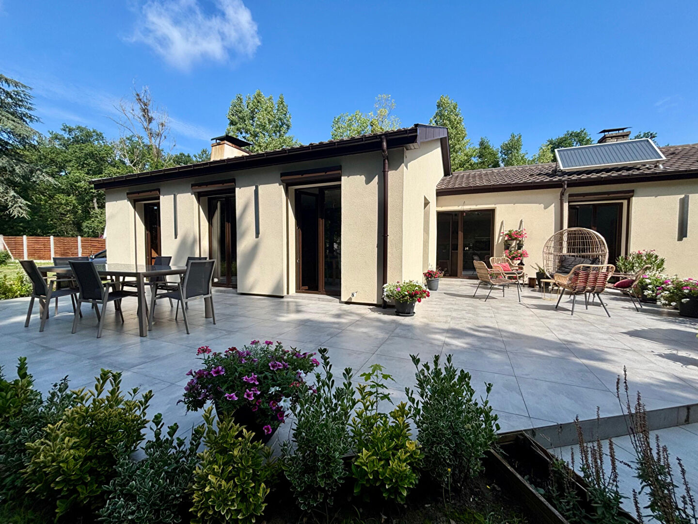 Maison NEUVILLE SUR OISE (95000) 5 pièces 157.00 m²