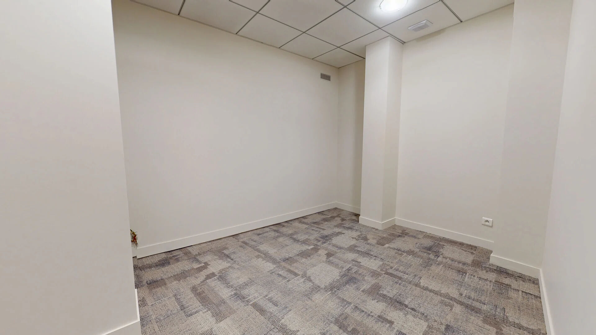 Bureaux CONFLANS SAINTE HONORINE (78700) 8.80 m²