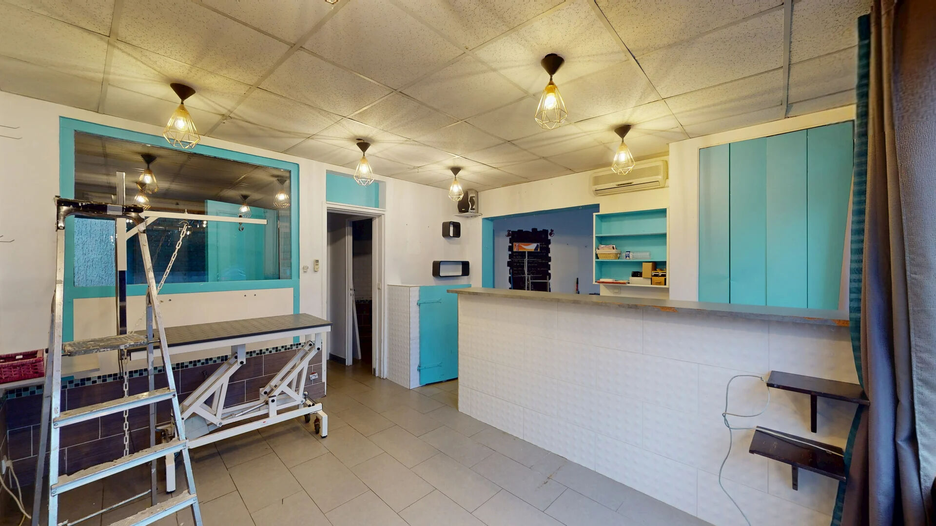 Local commercial CONFLANS SAINTE HONORINE (78700) 4 pièces 70.00 m²