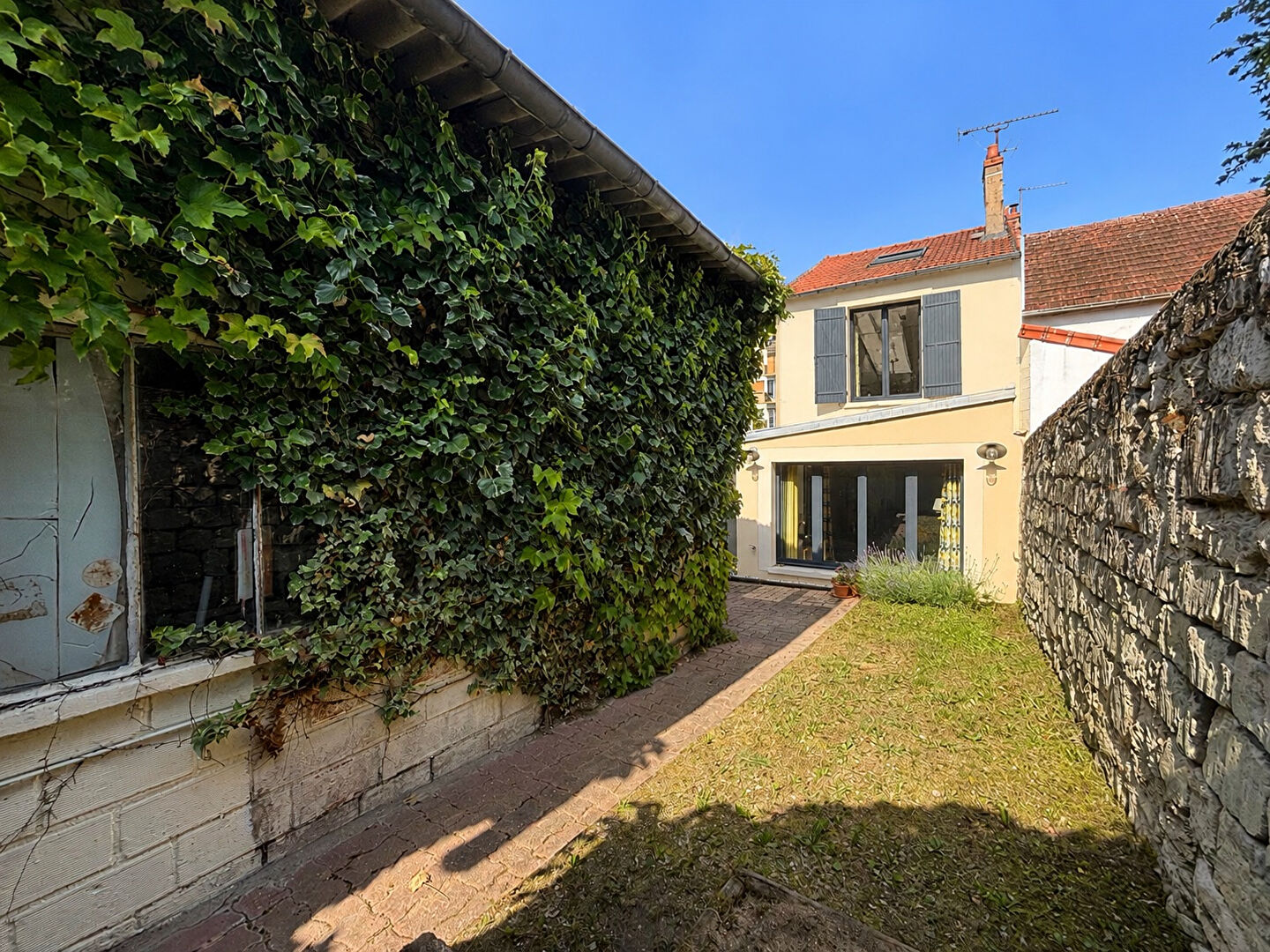 Maison CONFLANS SAINTE HONORINE (78700) 5 pi&egrave;ces 99.00 m&sup2;