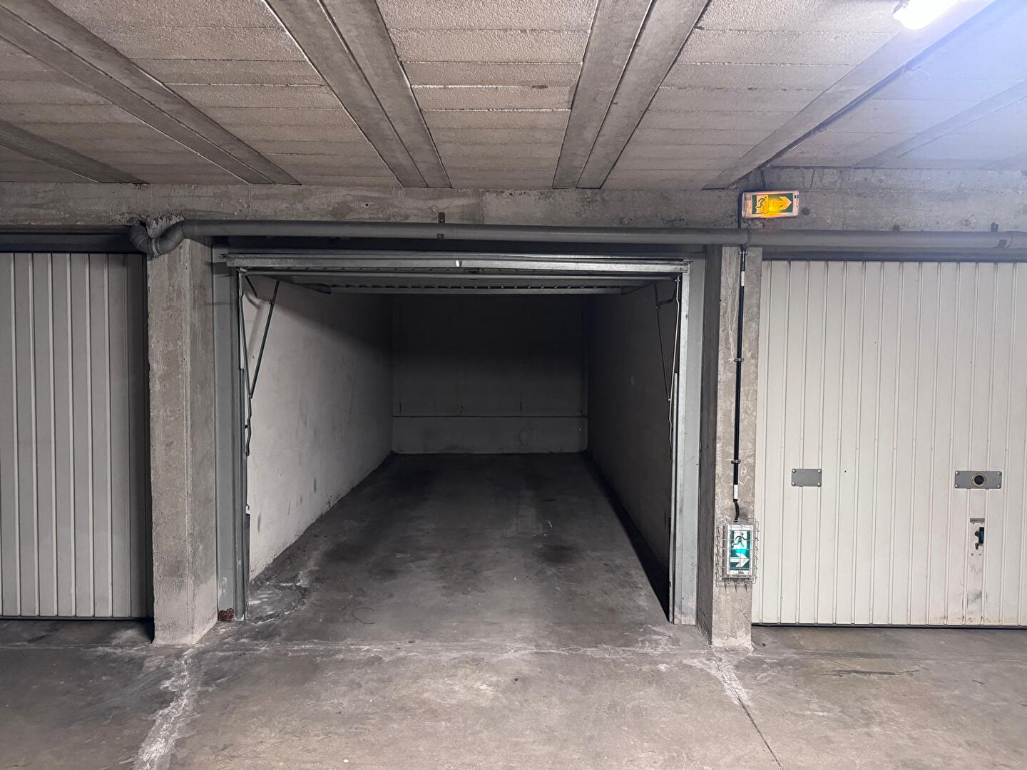 Parking / box CONFLANS SAINTE HONORINE (78700) 1 pi&egrave;ce 14.00 m&sup2;