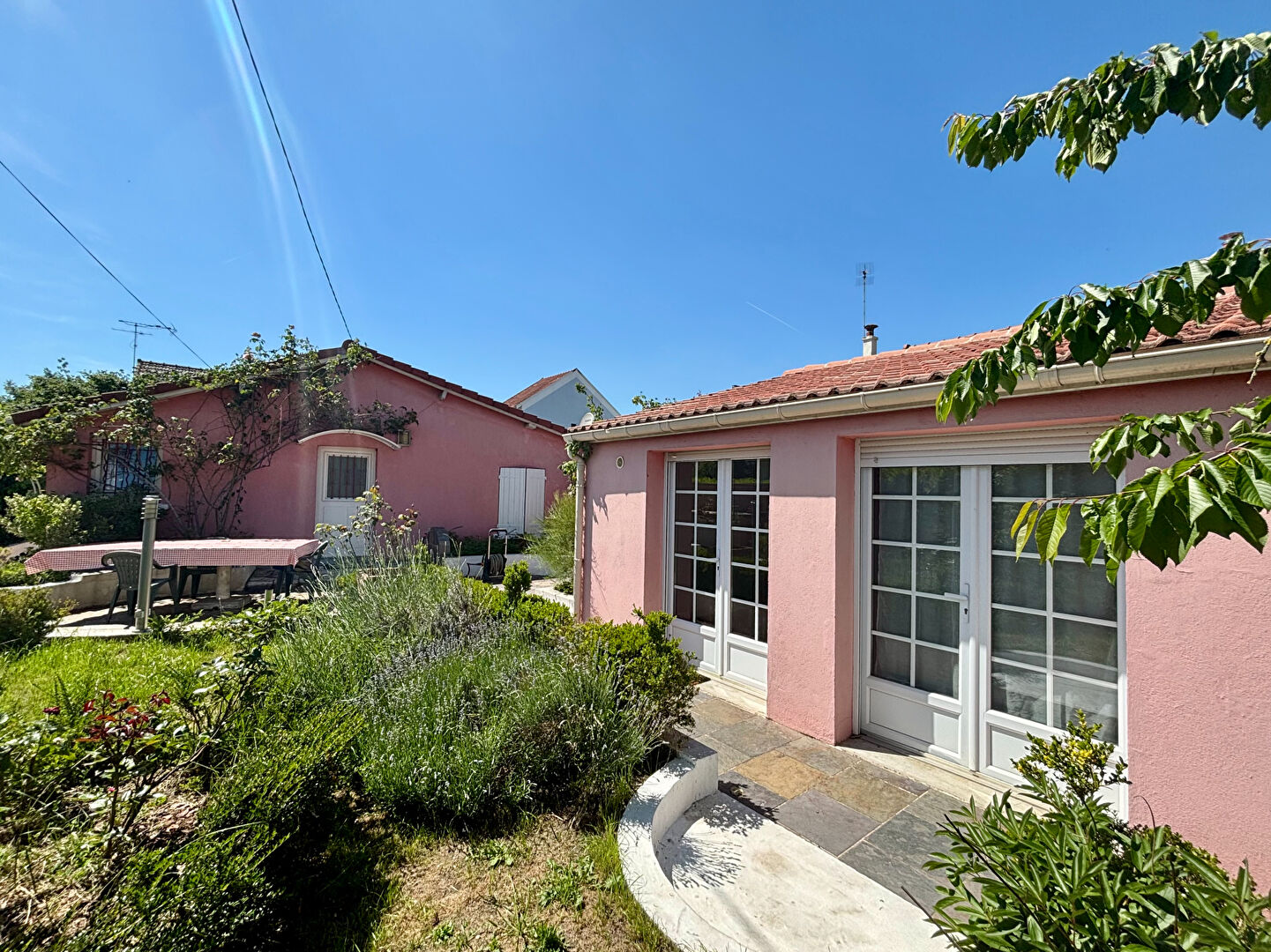 à 7 km de Montigny-lès-Cormeilles 375 000 € Maison 5 pièces , 3 chambres 115.00 m² Avec jardin, terrasse Voir le bien