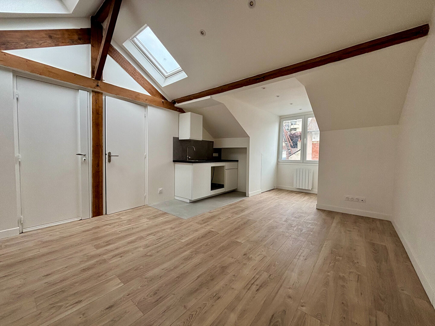 Appartement CONFLANS SAINTE HONORINE (78700) 1 pi&egrave;ce 28.80 m&sup2;