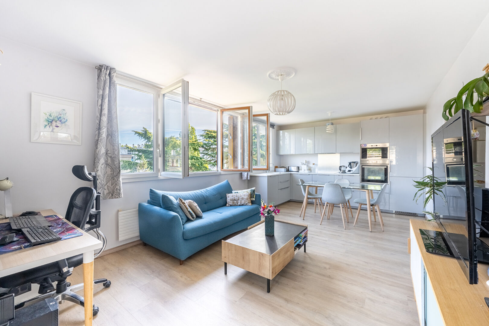 Conflans-Sainte-Honorine (78) Exclusif 199 000 € Appartement 3 pièces , 2 chambres 58.00 m² Avec balcon
