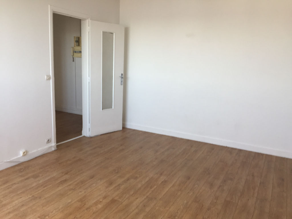 Appartement FRESNES (94260) 2 pi&egrave;ces 41.23 m&sup2;