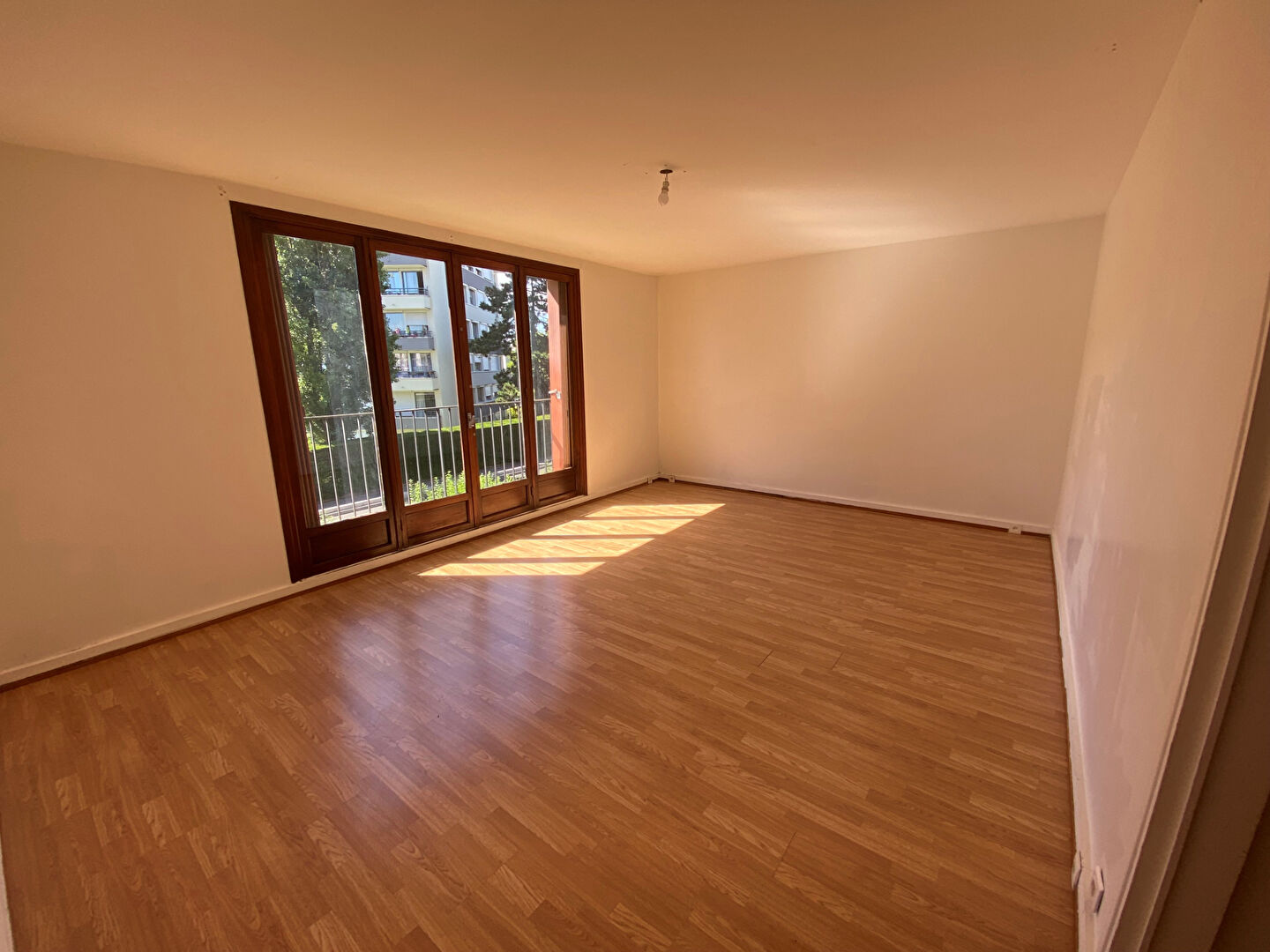 Appartement FRESNES (94260) 2 pi&egrave;ces 53.34 m&sup2;