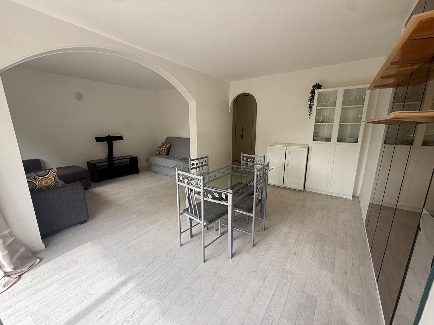 Appartement Fresnes (94260) 4 pi&egrave;ces 66.97 m&sup2;
