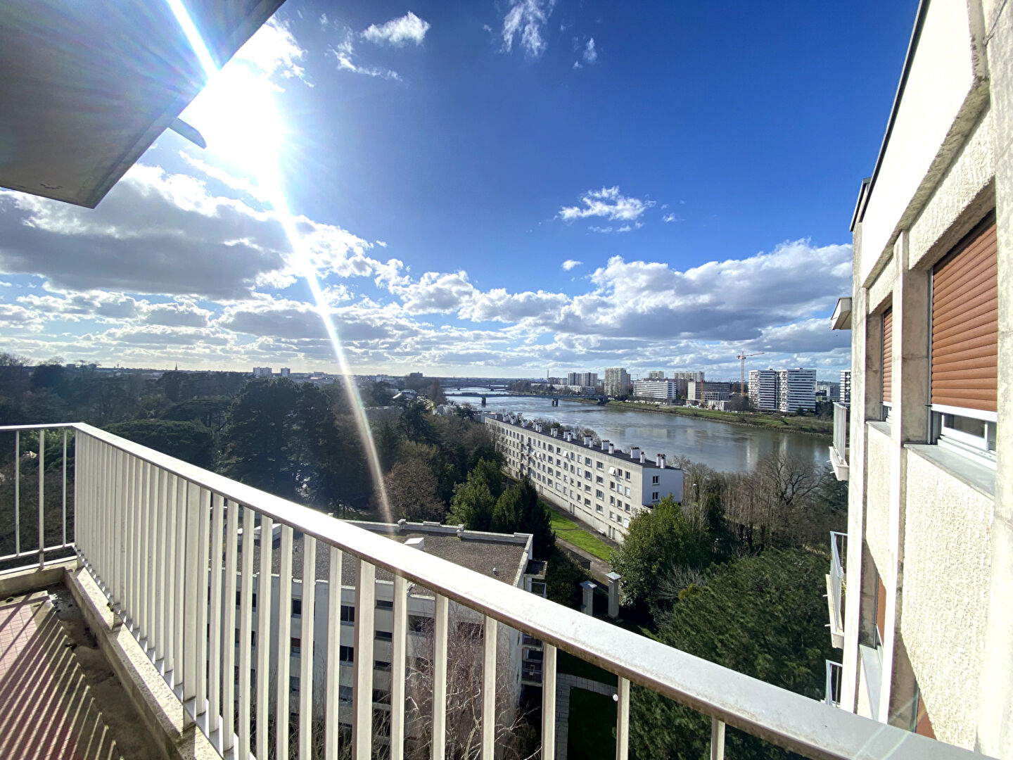 Appartement SAINT SEBASTIEN SUR LOIRE (44230) 6 pi&egrave;ces 141.43 m&sup2;