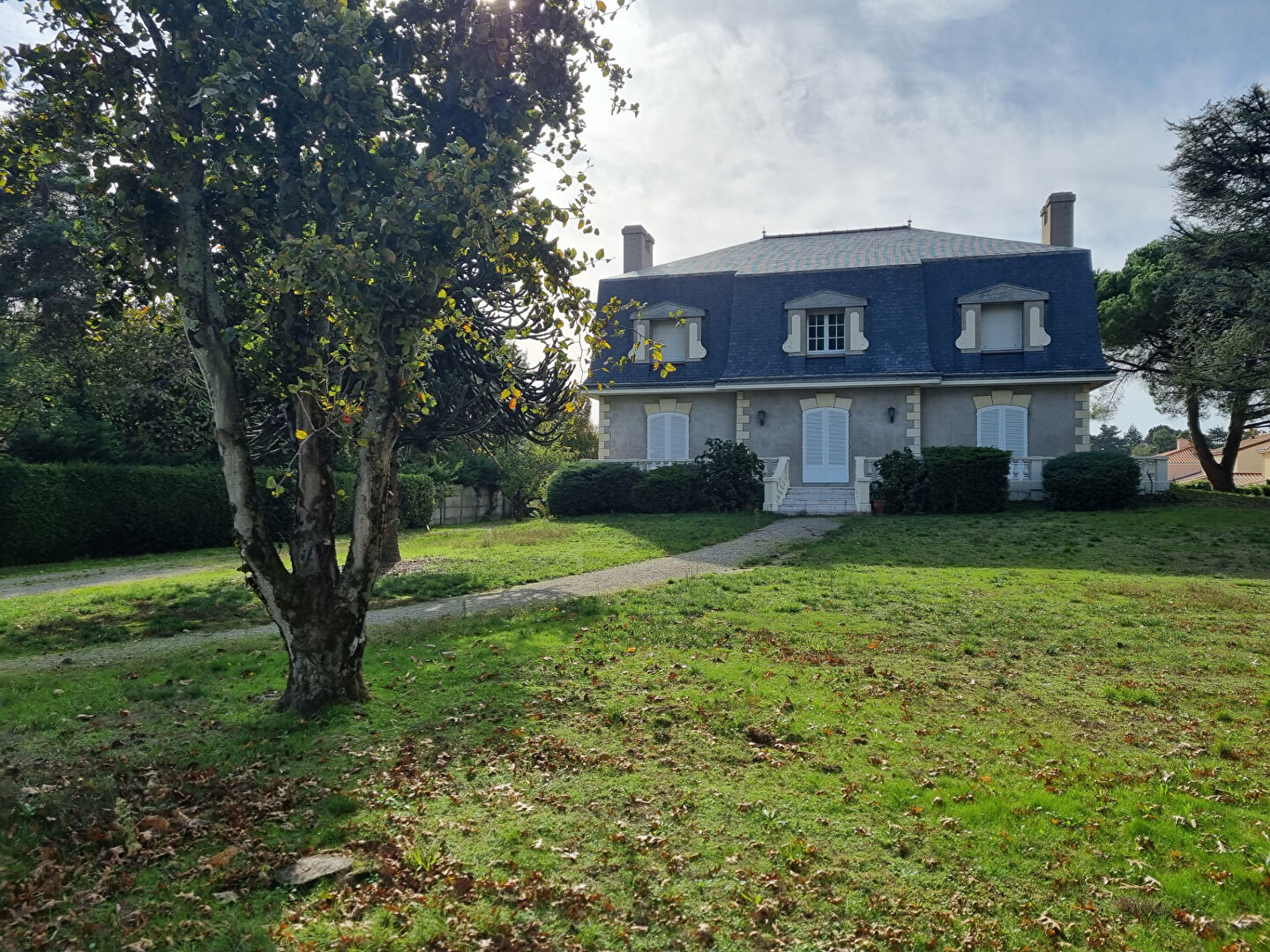 Maison SAINT SEBASTIEN SUR LOIRE (44230) 7 pi&egrave;ces 220.00 m&sup2;