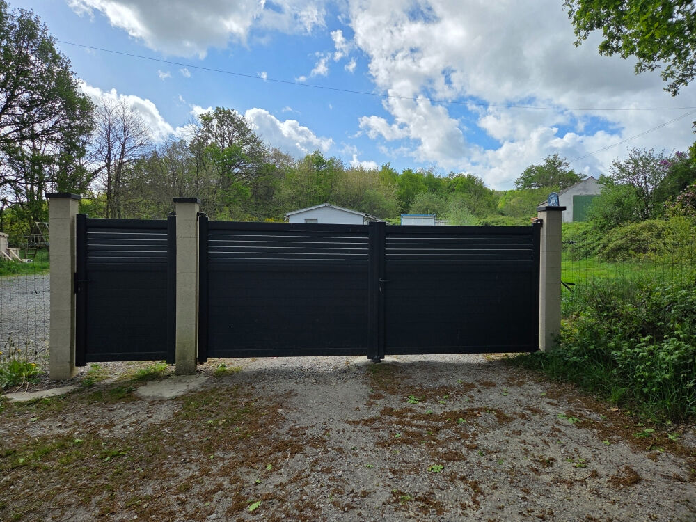 Terrain REDON (35600) 6577.00 m²