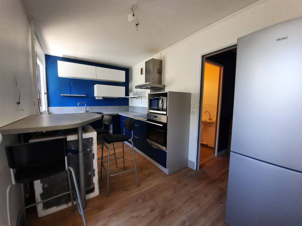 Chambre NANTES (44200) 1 pièce 107.00 m²