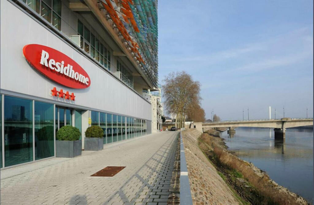 Local commercial NANTES (44000) 1 pièce 22.29 m²