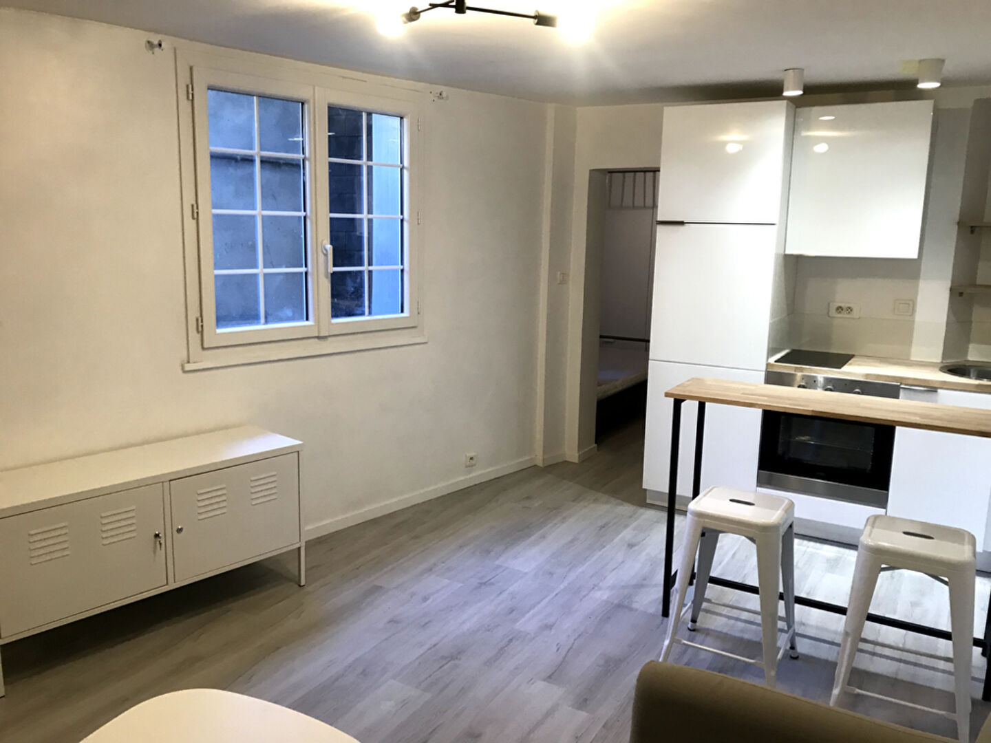 Appartement NANTES (44000) 2 pi&egrave;ces 30.69 m&sup2;