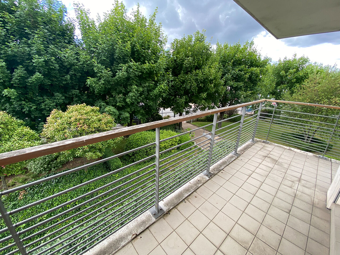 Appartement LE PLESSIS ROBINSON (92350) 4 pièces 91.89 m²