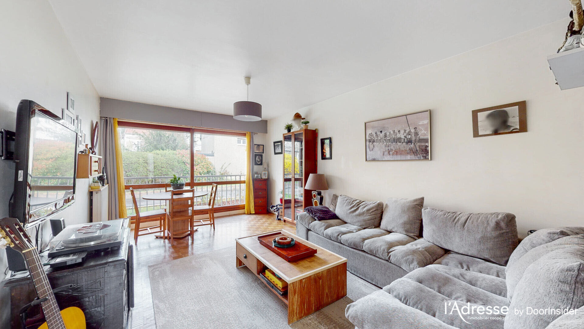 Le Plessis-Robinson (92) Exclusif 199 000 € Appartement 2 pièces , 1 chambre 58.20 m² Voir le bien