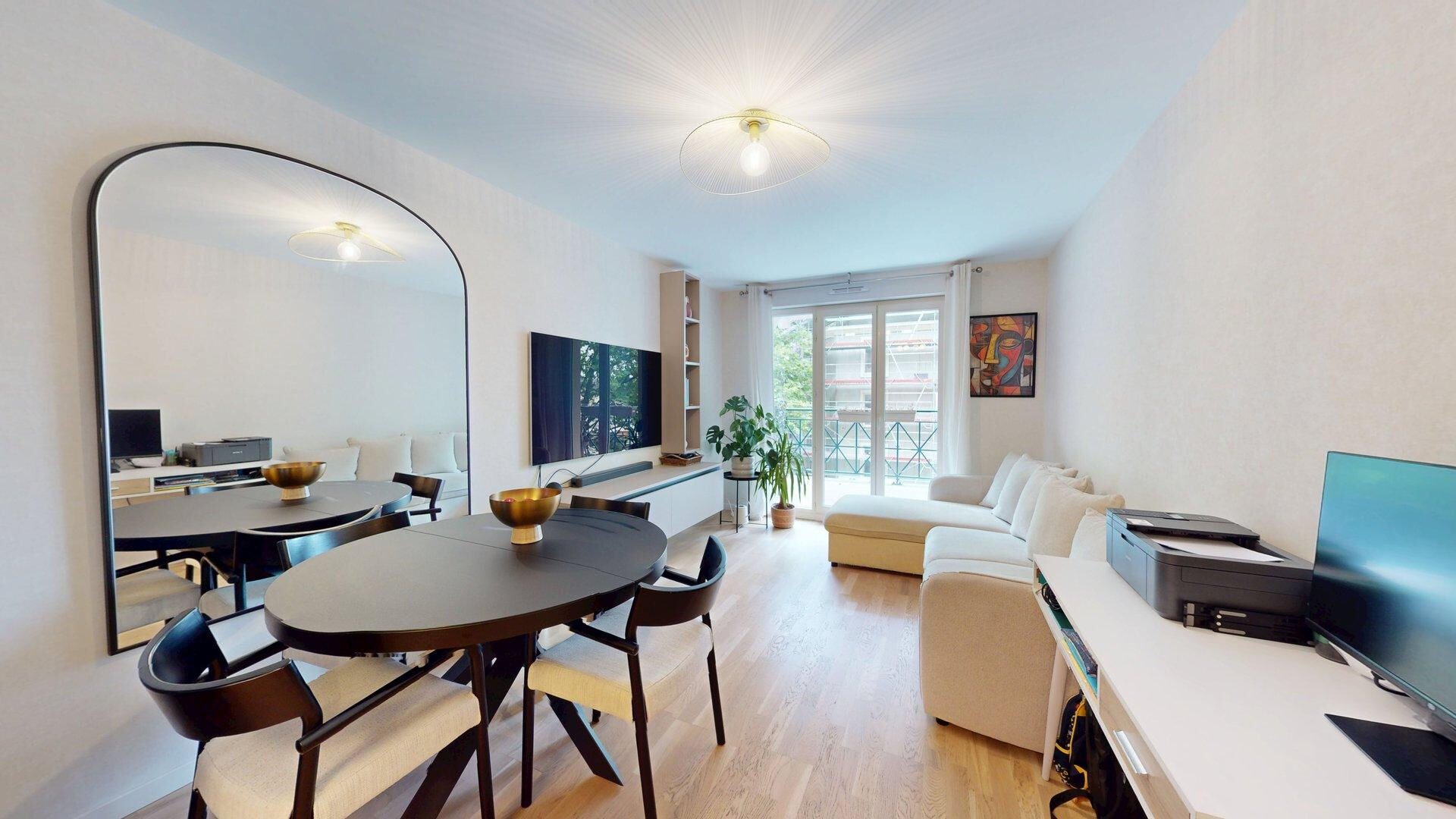 Le Plessis-Robinson (92) 1 550 € / mois cc Appartement 3 pièces , 2 chambres 54.32 m² Avec balcon Voir le bien