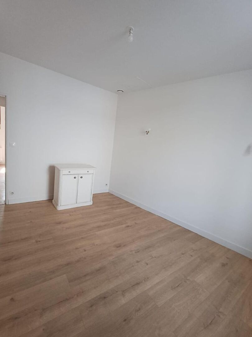Appartement NANTES (44200) 1 pi&egrave;ce 24.77 m&sup2;