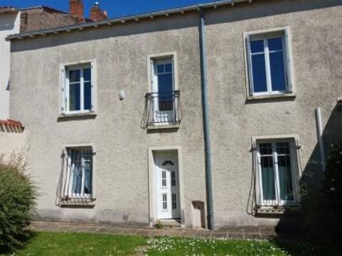 Appartement NANTES (44200) 4 pi&egrave;ces 127.00 m&sup2;
