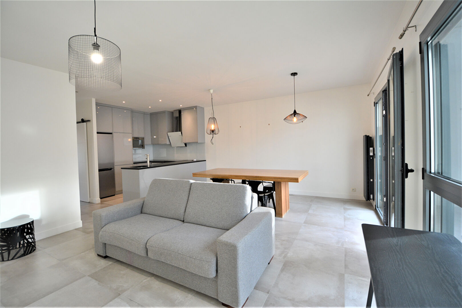 Appartement VILLEJUIF (94800) 2 pi&egrave;ces 55.80 m&sup2;