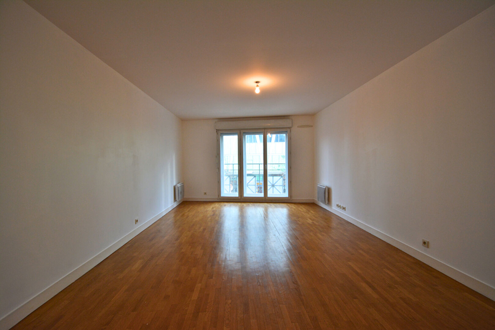 Appartement PARIS (75013) 2 pi&egrave;ces 54.05 m&sup2;