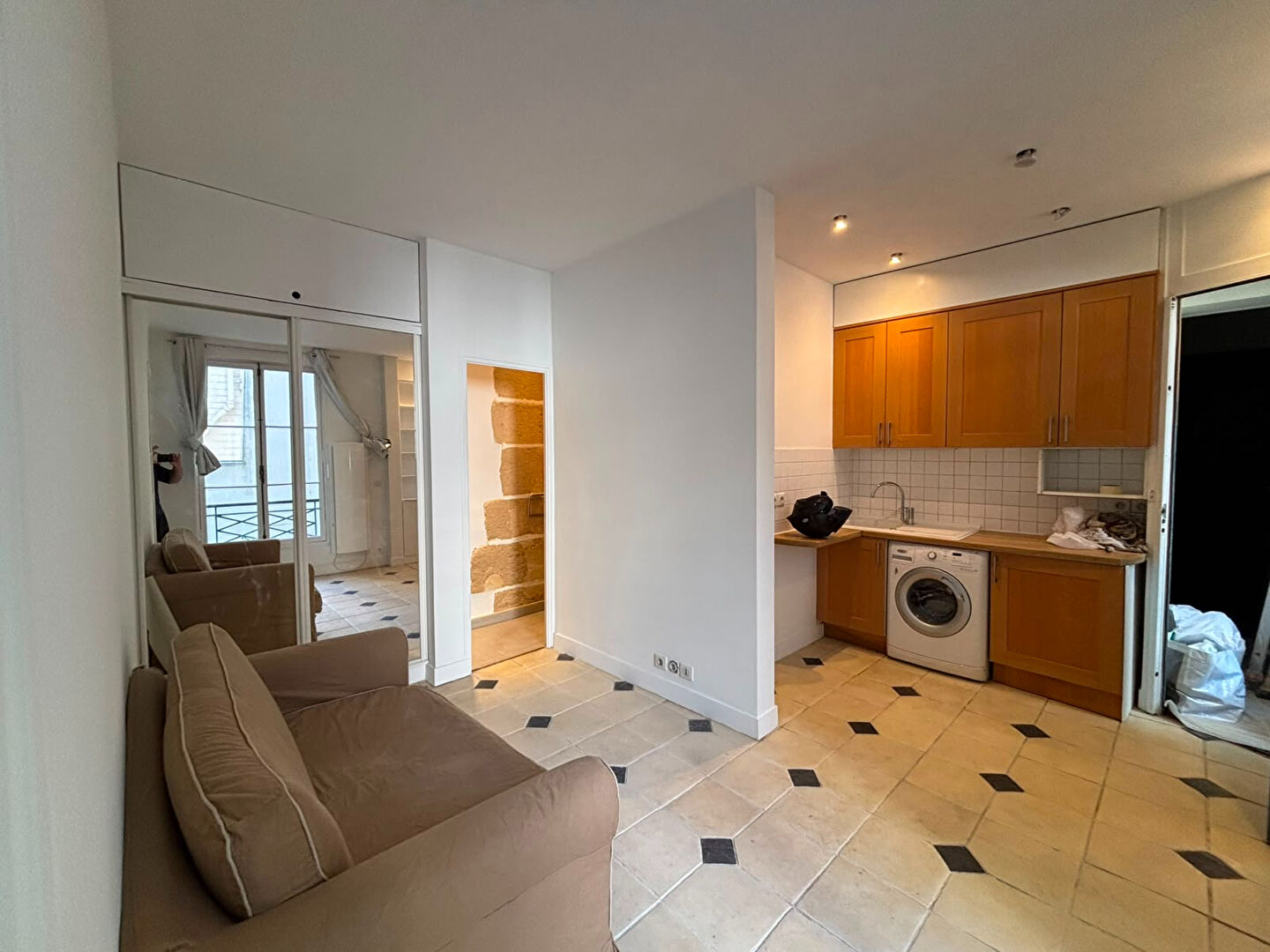 à 4 km de Vanves 1 770 € / mois cc Appartement 2 pièces , 1 chambre 32.02 m² Meublé Voir le bien