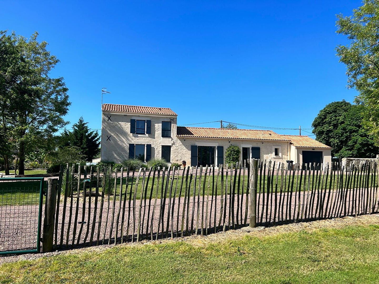 Demeure de Prestige TRIAIZE (85580) 6 pièces 132.00 m²