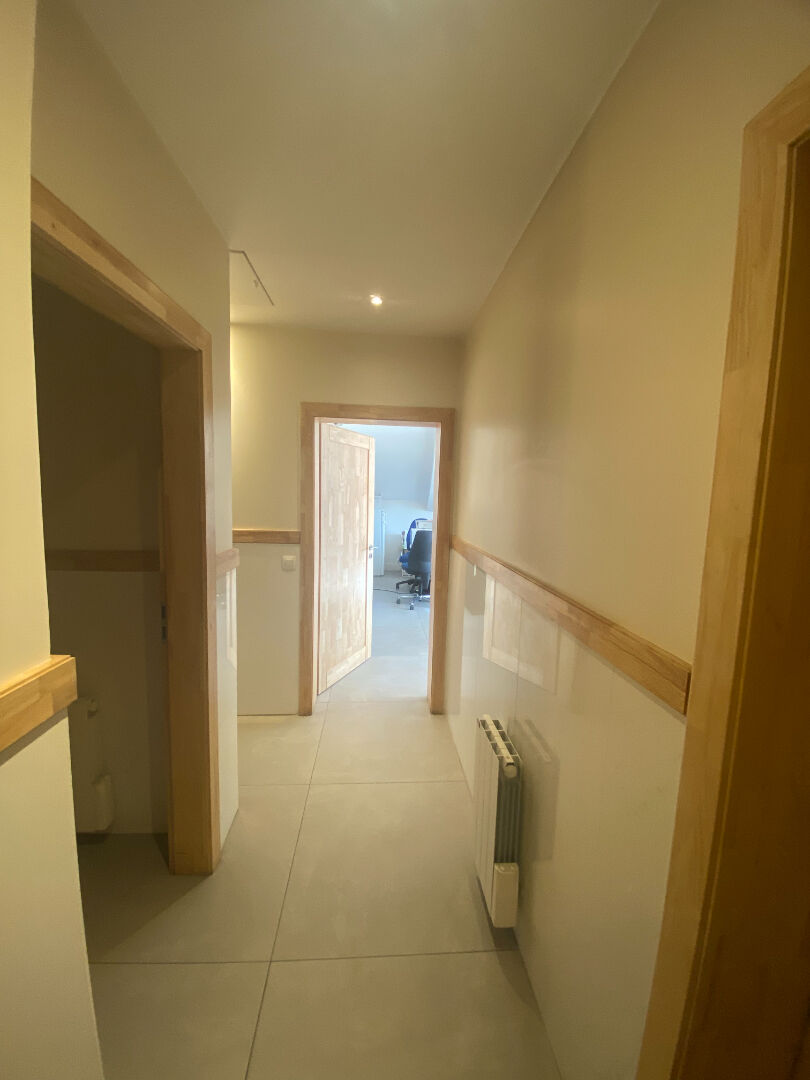 Bureaux LE BOURGET (93350) 2 pièces 79.22 m²