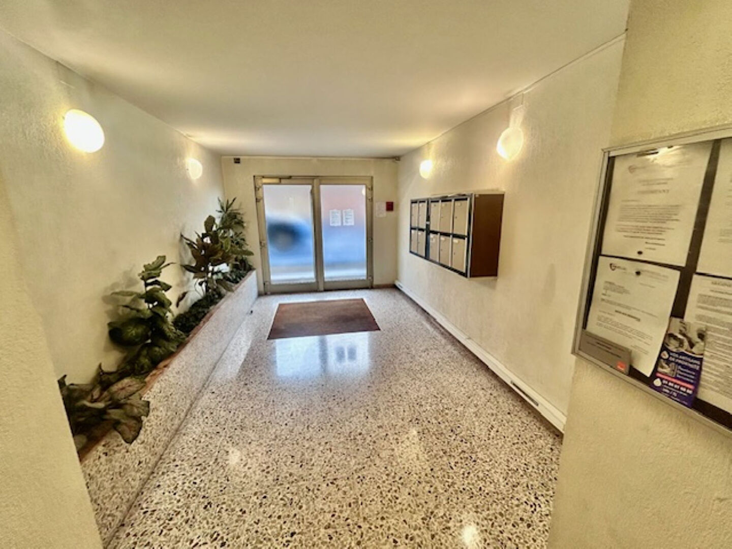 Appartement LE BLANC MESNIL (93150) 2 pi&egrave;ces 54.72 m&sup2;