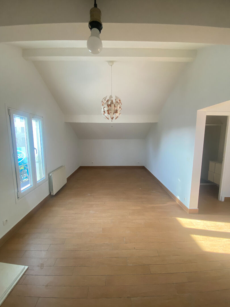 Appartement LE BOURGET (93350) 3 pi&egrave;ces 27.87 m&sup2;