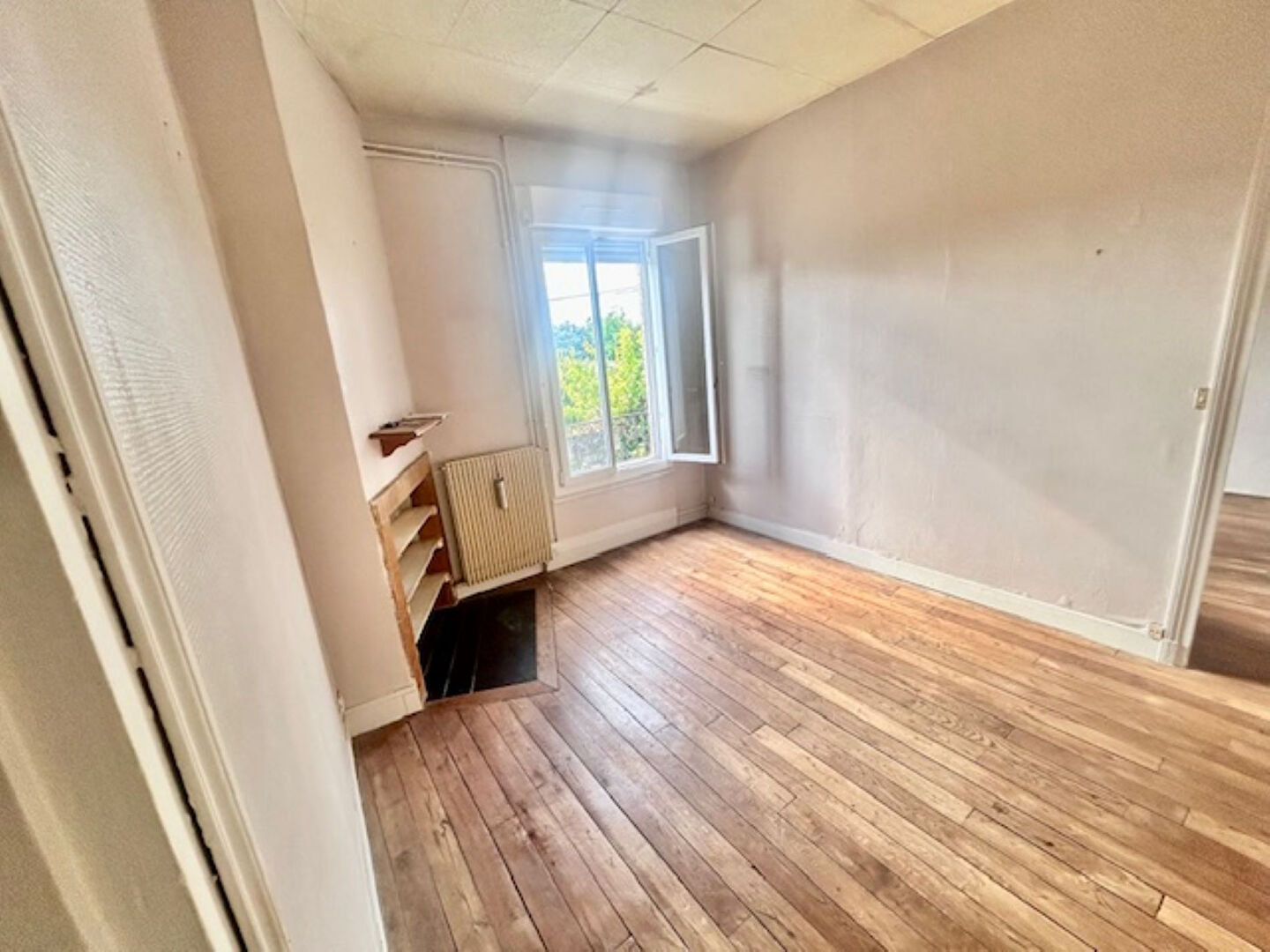 Appartement LA COURNEUVE (93120) 3 pi&egrave;ces 48.64 m&sup2;
