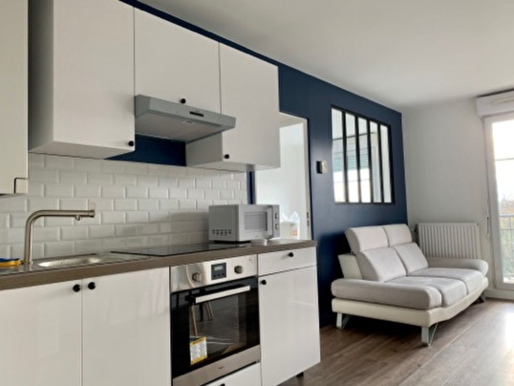 Appartement BUSSY SAINT GEORGES (77600) 2 pi&egrave;ces 32.00 m&sup2;