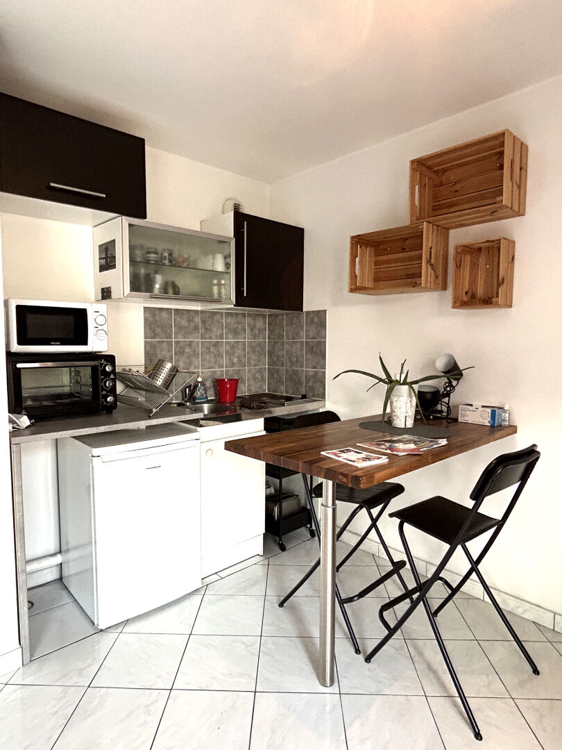 Appartement BUSSY SAINT GEORGES (77600) 1 pièce 30.98 m²