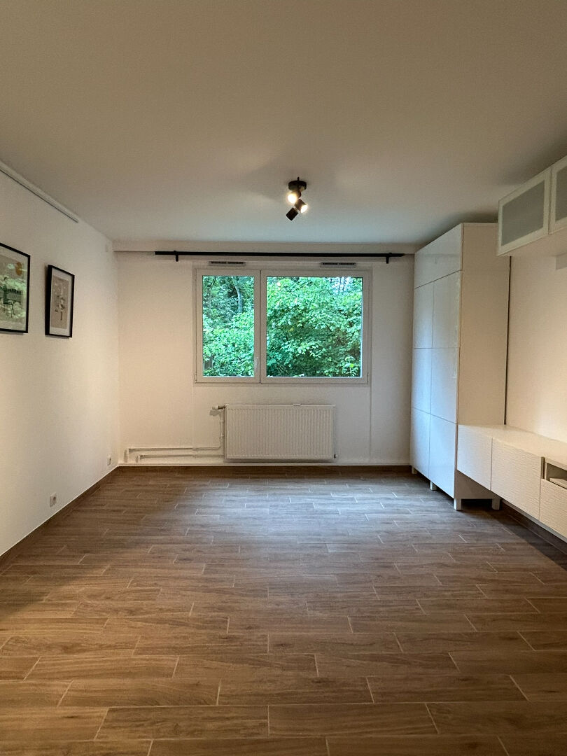Appartement VAIRES SUR MARNE (77360) 1 pièce 32.80 m²